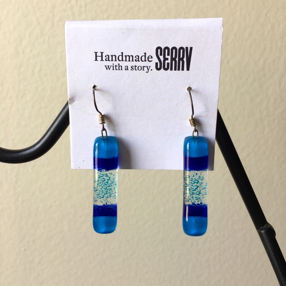 Earrings - Picture 1 of 1